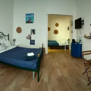 Volare Mare Fuori , Bari Italia
